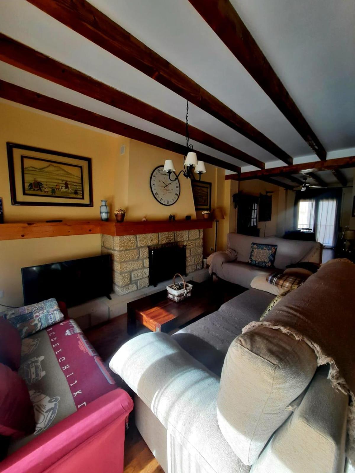 Casa Cotis Beceiteヴィラ エクステリア 写真
