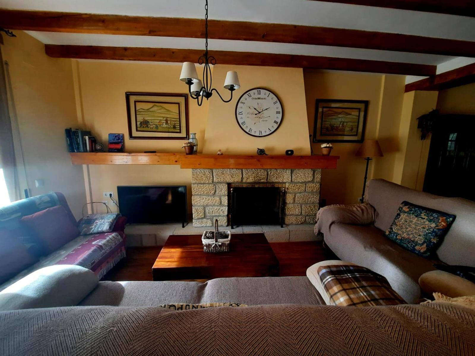 Casa Cotis Beceiteヴィラ エクステリア 写真